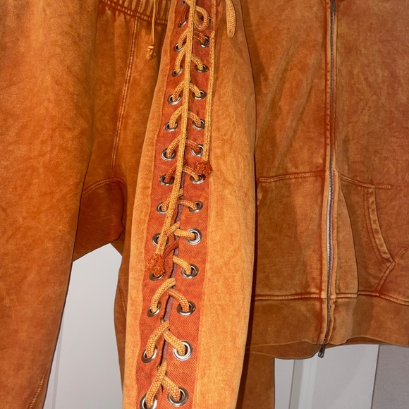 SAMARIA LEAH Aspen Spice Orange Lace-Up Hooded 2 Piece Sweatsuit Size M - Picture 4 of 16